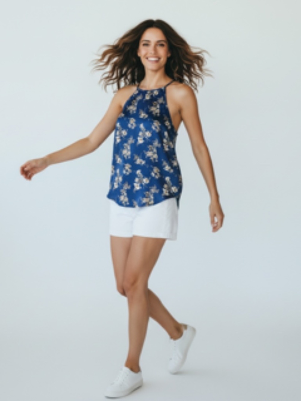 Forever 21 Halter-Neck Floral Pattern Lightweight Tank Top Size S